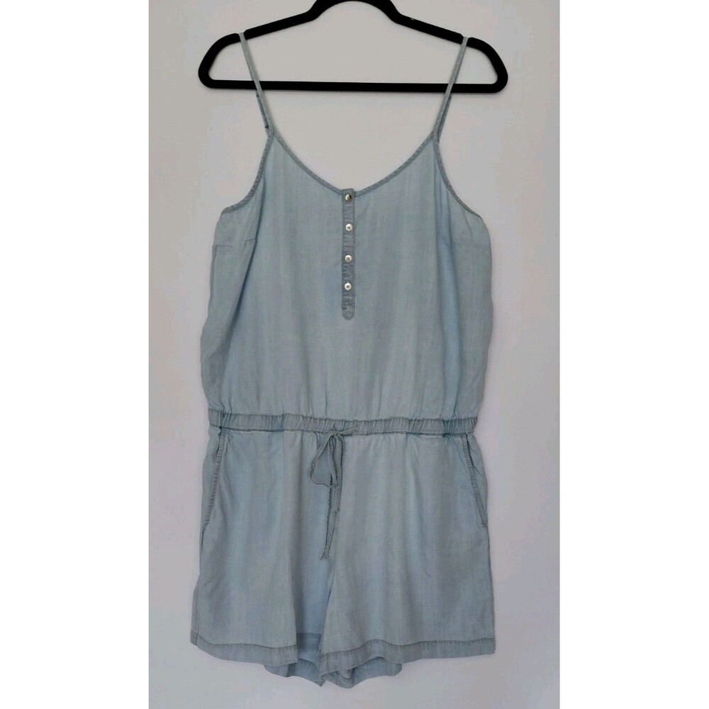 A.N.A. New Approach Light Blue Chambray Shorts Romper w/Adjustable Straps Size L